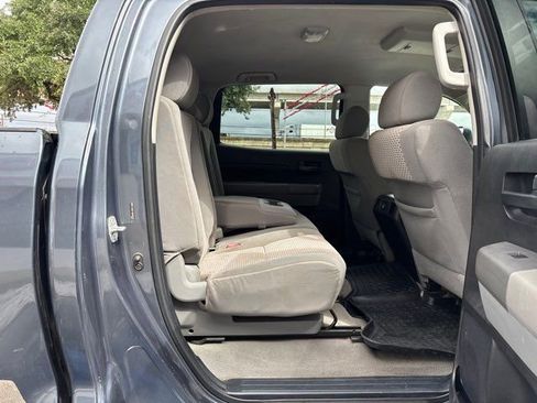 Used 2010 Toyota Tundra 4x4 CrewMax image 42