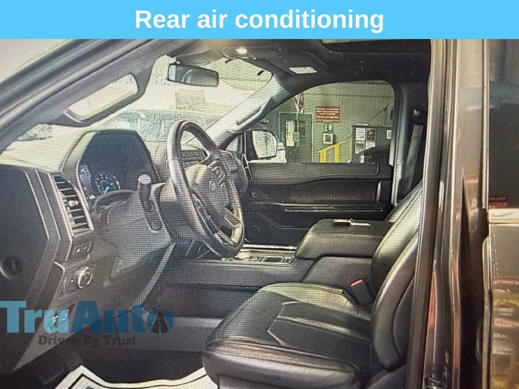 Used 2021 Ford Expedition Limited RWD image 5