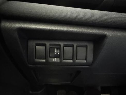 Used 2024 Subaru Outback AWD/4WD image 17