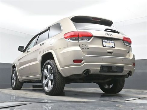 Used 2014 Jeep Grand Cherokee Overland w/ Advanced Technology Group image 54