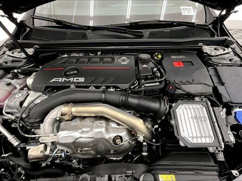 New 2026 Mercedes-Benz CLA 35 AMG 4MATIC image 9