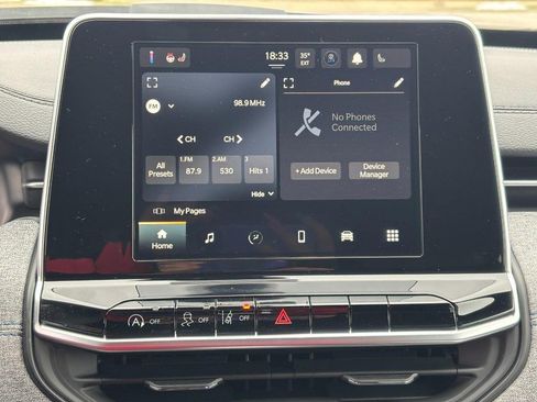 New 2026 Jeep Compass Latitude image 17