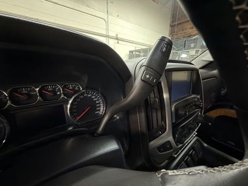 Used 2014 GMC Sierra 1500 SLT image 16