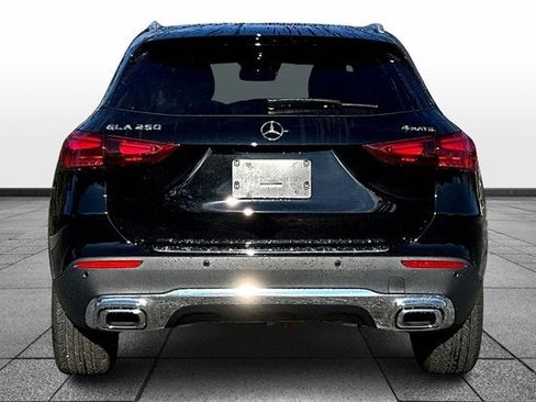 Certified 2025 Mercedes-Benz GLA 250 4MATIC image 8