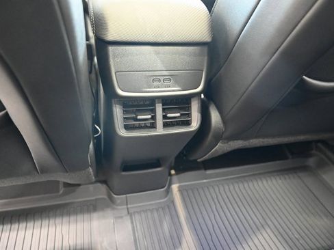 New 2026 Chevrolet Equinox LT w/ Convenience Package II image 25