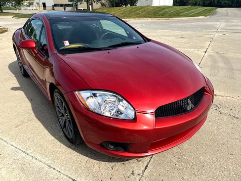 Used 2011 Mitsubishi Eclipse GS Sport image 3