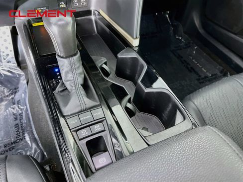 Used 2025 Toyota Camry XSE FWD image 23