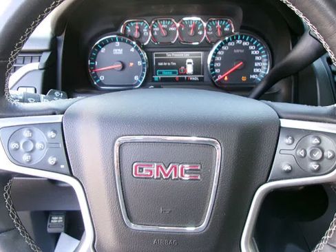 Used 2019 GMC Yukon SLT w/ Open Road Package AWD/4WD image 27