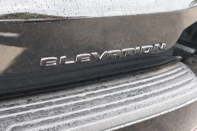 Used 2025 GMC Yukon Elevation AWD/4WD image 9
