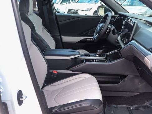 New 2026 Lexus TX 500h AWD image 21