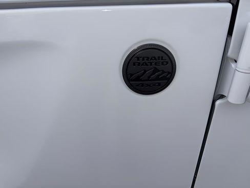 New 2026 Jeep Wrangler Unlimited Sahara AWD/4WD image 10