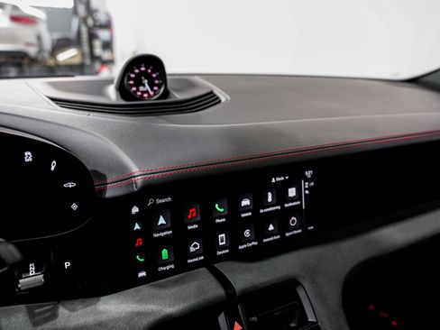 Used 2023 Porsche Taycan GTS image 15