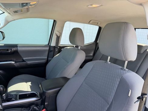 Used 2020 Toyota Tacoma SR5 w/ Blackout Package image 18