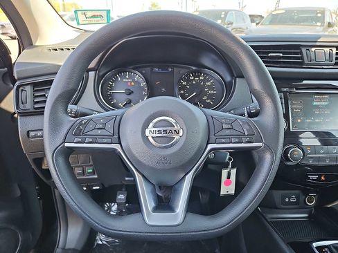 Used 2020 Nissan Rogue Sport S AWD/4WD image 18