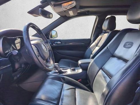 Used 2019 Jeep Grand Cherokee Overland image 11