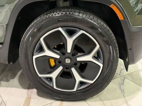Used 2022 Rivian R1T Adventure image 31