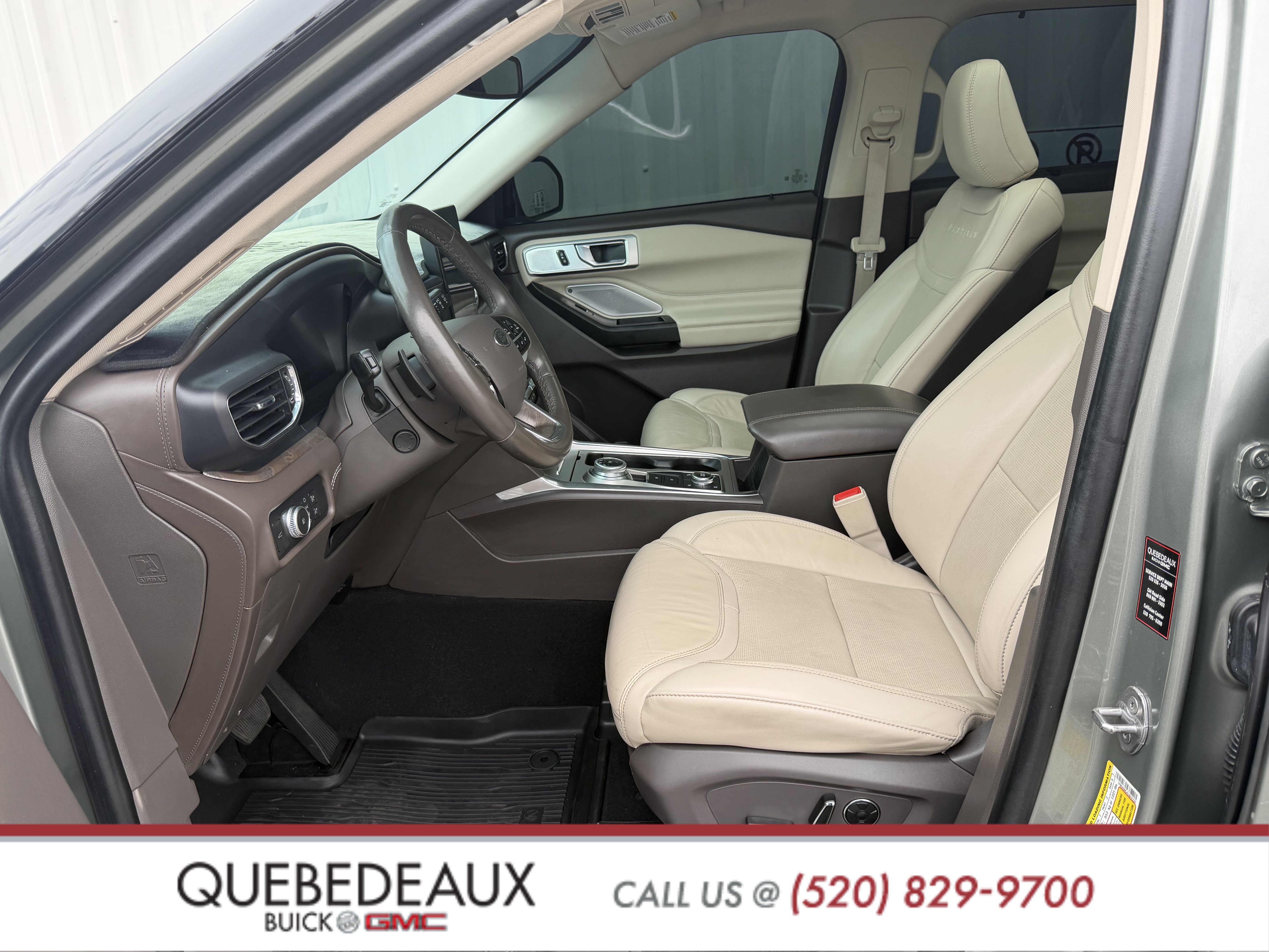 Used 2020 Ford Explorer Platinum w/ Premium Technology Package AWD/4WD image 10