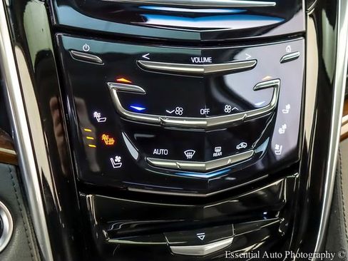 Used 2020 Cadillac Escalade ESV Luxury image 19
