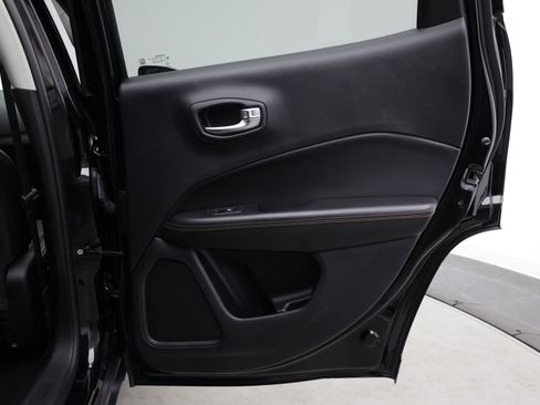 Used 2020 Jeep Compass Limited FWD image 35