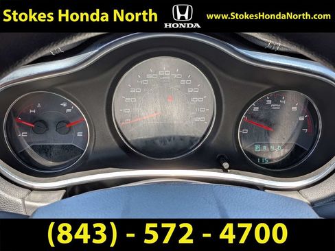 Used 2014 Dodge Avenger SE FWD image 10