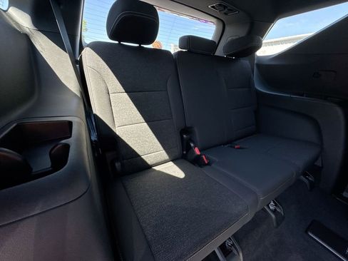 New 2026 Chevrolet Traverse LT FWD image 30
