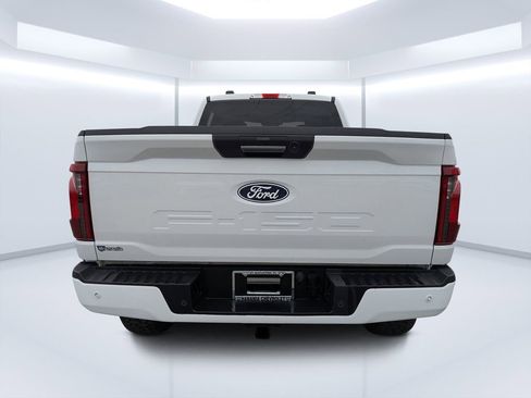 Used 2024 Ford F150 XLT w/ Tow/Haul Package image 4