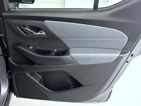 Used 2019 Chevrolet Traverse LT FWD image 17