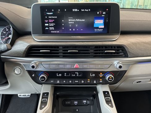 Certified 2021 Kia Telluride SX w/ Towing Package AWD/4WD image 25
