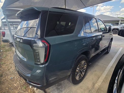 Certified 2025 Chevrolet Tahoe Z71 w/ Comfort Package AWD/4WD image 7