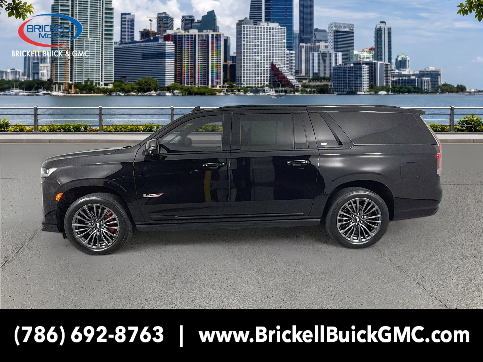 Used 2023 Cadillac Escalade ESV V AWD/4WD image 2