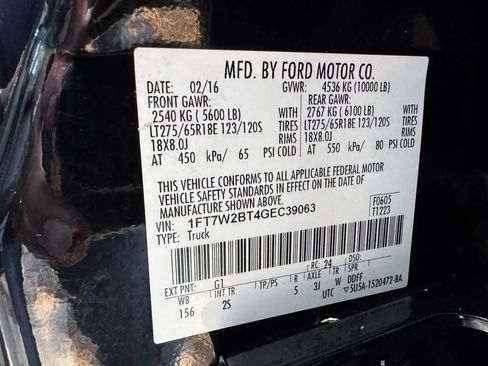 Used 2016 Ford F250 XLT w/ XLT Premium Package image 40