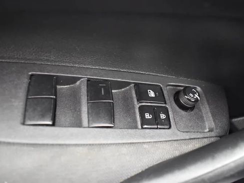 Used 2024 Toyota Corolla LE FWD image 20
