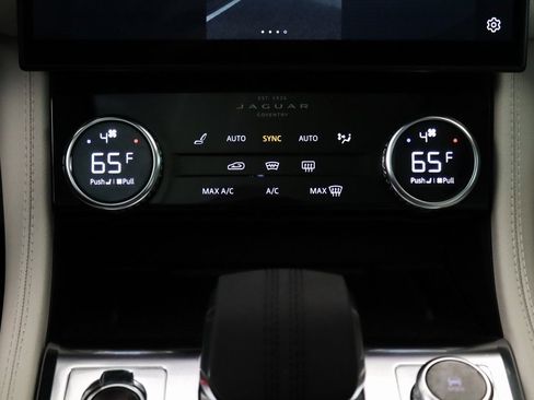 Used 2021 Jaguar F-PACE S image 25