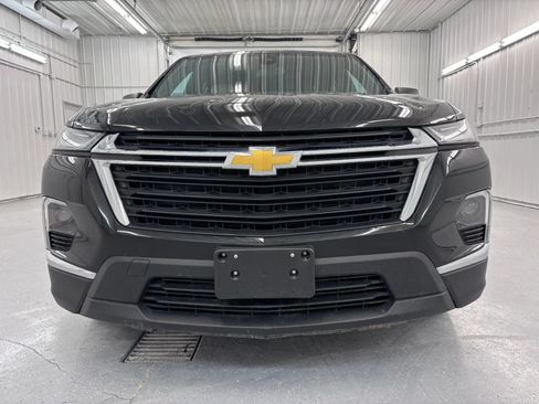 Used 2023 Chevrolet Traverse LS FWD image 10