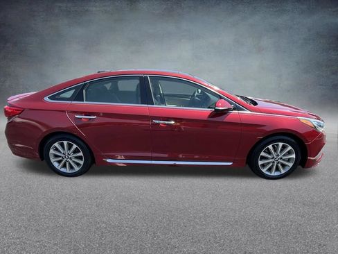 Used 2016 Hyundai Sonata Limited w/ Option Group 05 FWD image 8