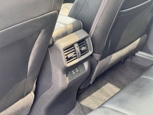 Certified 2025 Nissan Murano SL image 22