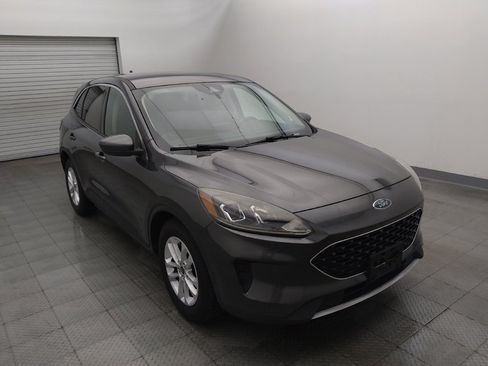 Used 2020 Ford Escape SE FWD image 13