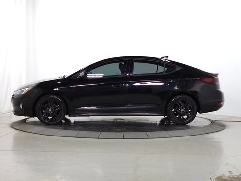 Used 2019 Hyundai Elantra SEL FWD image 4