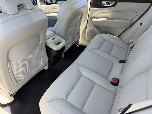 Certified 2024 Volvo XC60 B5 Plus w/ Protection Package Premier AWD/4WD image 16