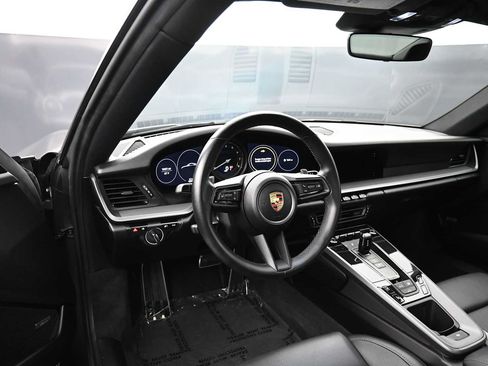 Certified 2021 Porsche 911 Carrera S RWD image 4