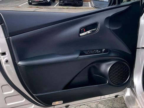 Used 2021 Toyota Prius Prime LE image 24