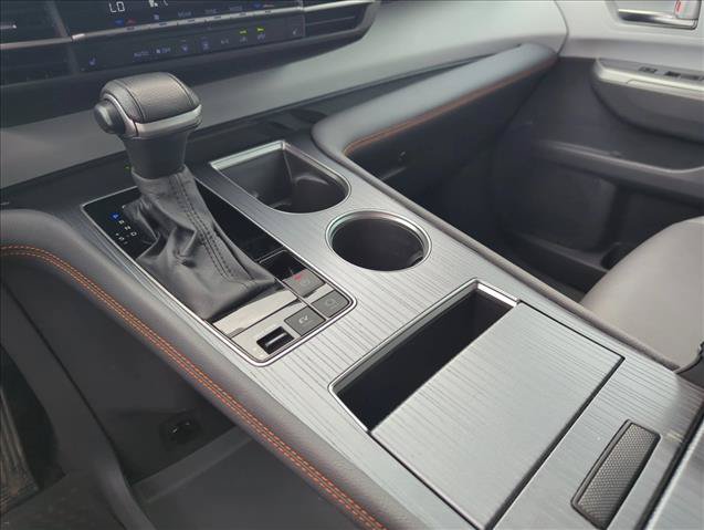 Certified 2024 Toyota Sienna XSE w/ XSE Plus Package FWD image 16