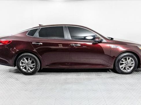 Used 2019 Kia Optima LX image 9