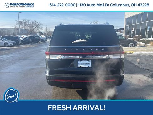 Used 2023 Lincoln Navigator Reserve image 5
