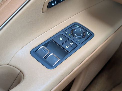 Used 2021 Lexus LC 500 Convertible w/ Touring Package image 25