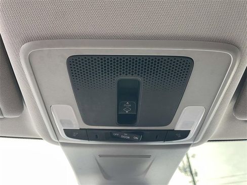 Used 2022 Honda Civic EX image 8