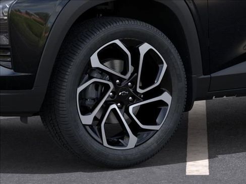 New 2026 Chevrolet Trax RS w/ Driver Confidence Package image 9