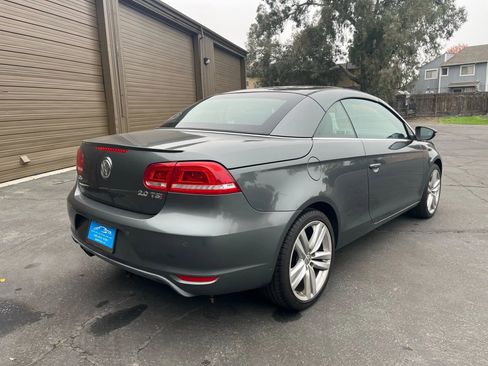 Used 2015 Volkswagen Eos Executive image 6