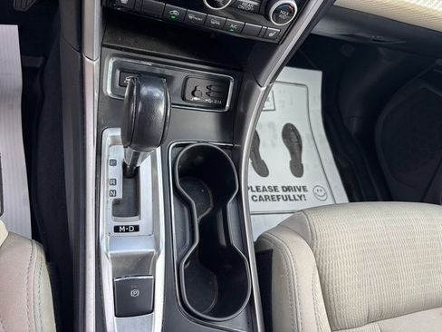 Used 2021 Subaru Ascent Premium w/ Convenience Package image 27