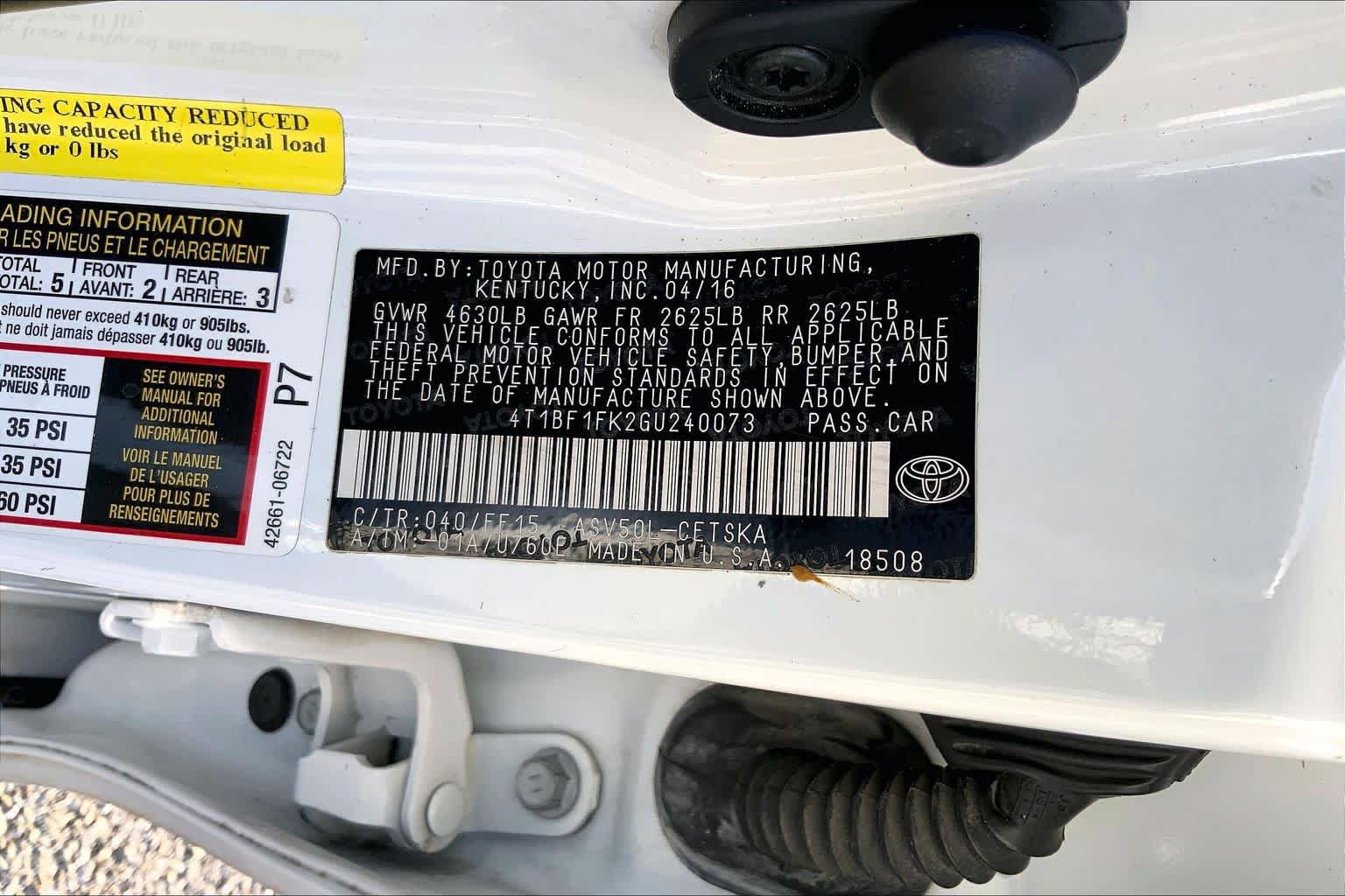 Used 2016 Toyota Camry SE FWD image 35